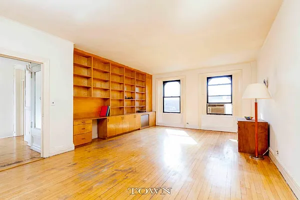 Sold by Town Residential | media 11