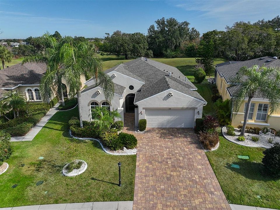 1st image of 818 King Leon Way