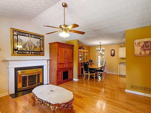 5th image of 3841 Welham Green Ct