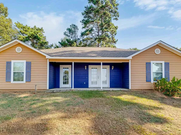 316 Park Bay Dr, Farmerville, LA 71241