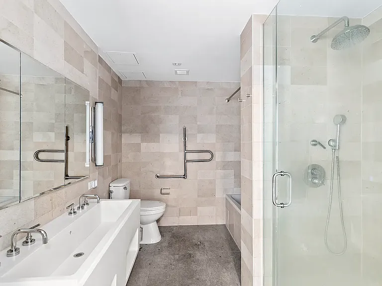 87 Smith St #7C — Photo 7