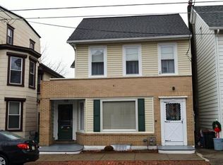 730 2nd St, Catasauqua, PA 18032