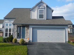 1011 Huntington Ln, Elizabethtown, PA 17022