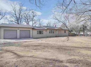 103 E 81st St S, Haysville, KS 67060