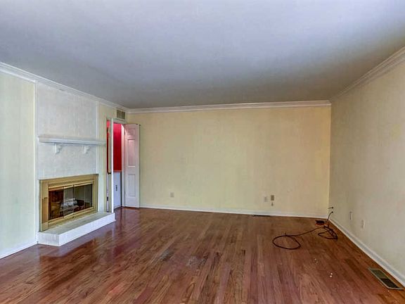 5th image of 6942 Amberly Rd #6942