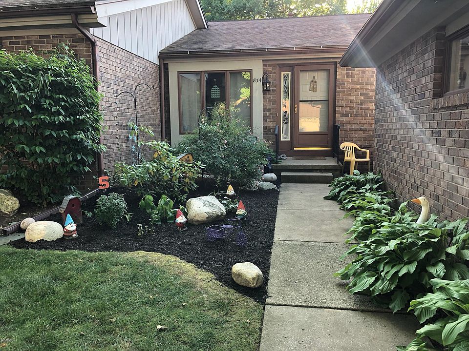 1st image of 834 Apple Blossom Ln #24