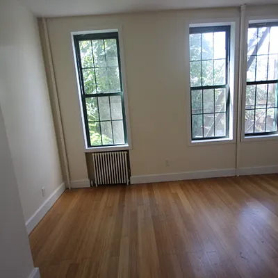 Rented by Nooklyn NYC LLC | media 50