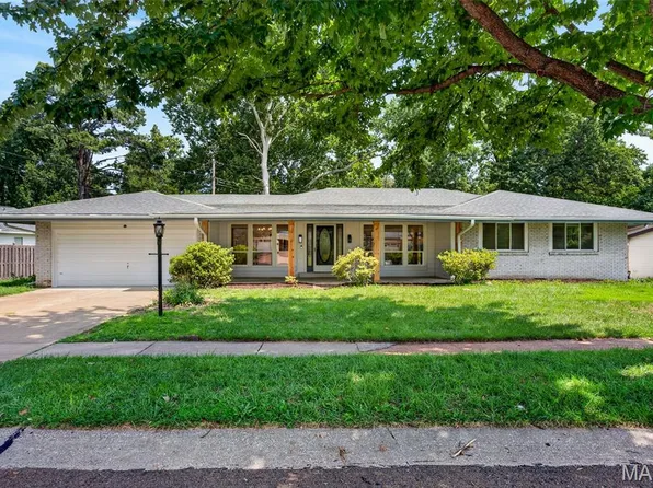 13009 Musket Ct, Saint Louis, MO 63146