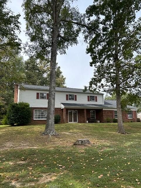 1st image of 346 Deerwood Dr