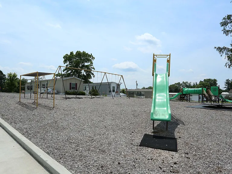 Spreading Oaks Village — Photo 9
