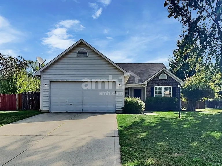 19470 Rocky Beach Dr — Photo 1
