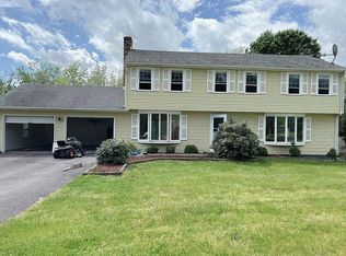 57 Bell St, Glastonbury, CT 06033