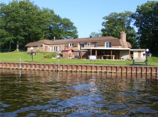 10 Edgewater Rd, Wasaga Beach, ON L9Z2W3