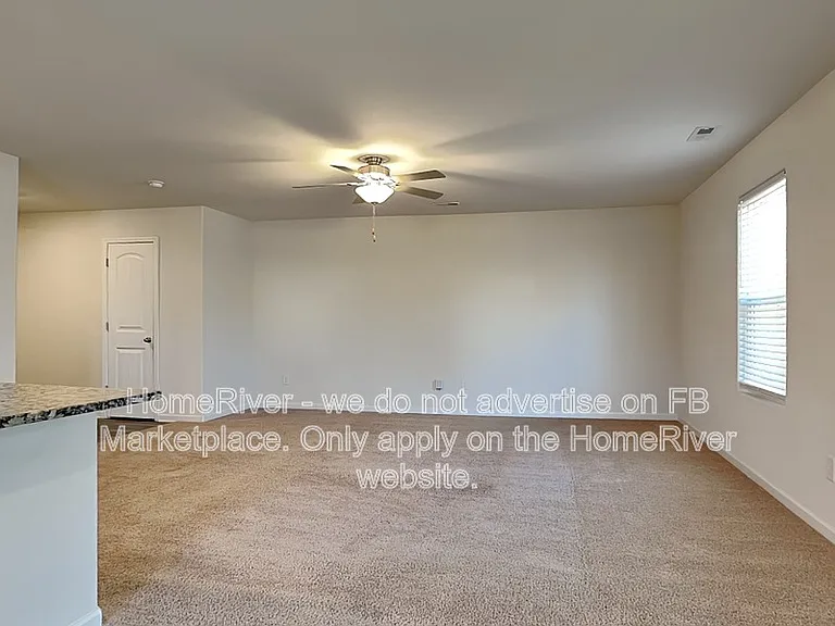 3999 Meredith Woods Ln — Photo 3