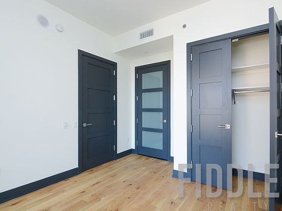 5th image of 10 Montieth St #403A