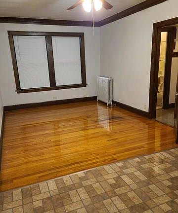 4th image of 3207 N Cicero Ave #305