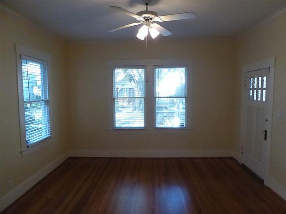 3rd image of 810 Bayland Ave