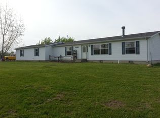 9392 E Us Highway 20, Angola, IN 46703