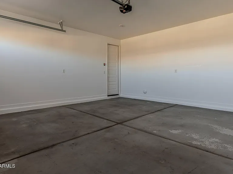 3830 S 64th Dr — Photo 31
