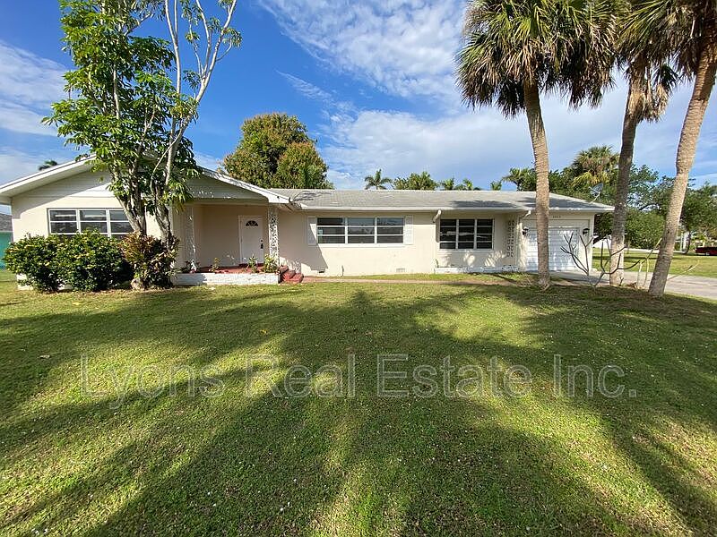 1st image of 3923 Edgewood Ave