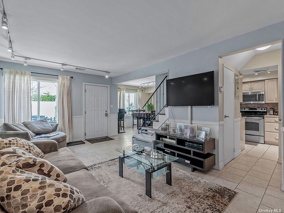 Alhambra Condominium 34 Alhambra Dr Oceanside NY Zillow