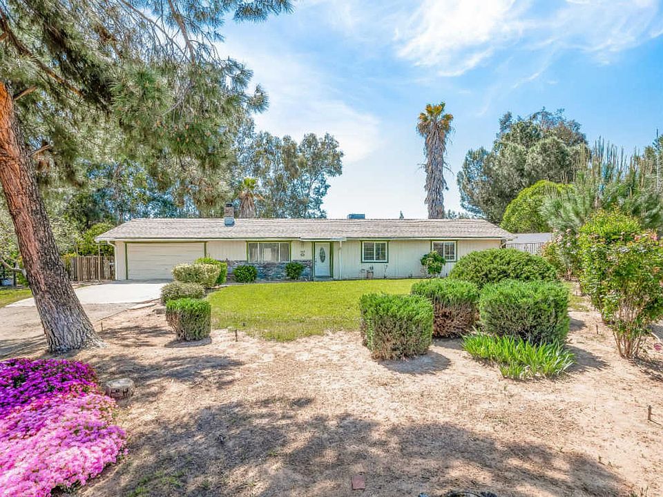 1st image of 36108 Montrose Pl