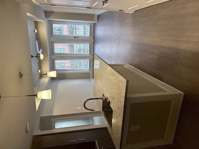 915 Glenwood Apartments on the Beltline — Photo 175