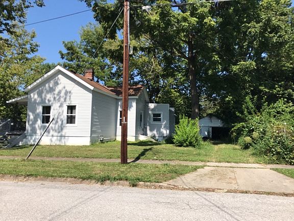 2nd image of 203 Main St