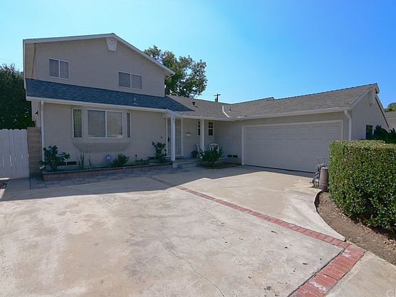 3rd image of 418 S Gardenglen St