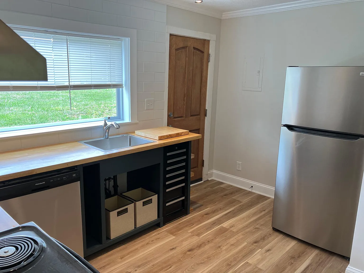 2 bed, 875 sqft, $1,275 — Photo 2