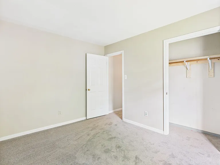 1917 Millsap Ln — Photo 21