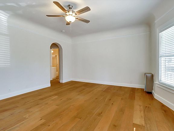 2nd image of 98 N 6th St #1