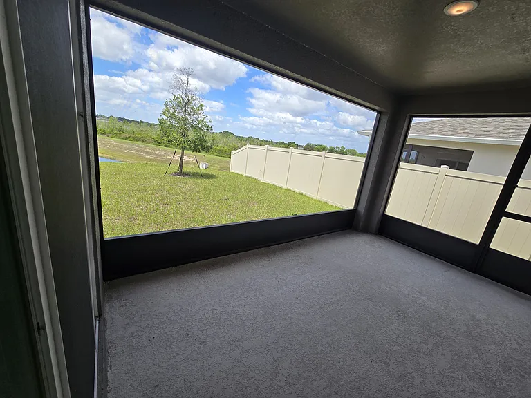 1712 Vanilla St — Photo 29