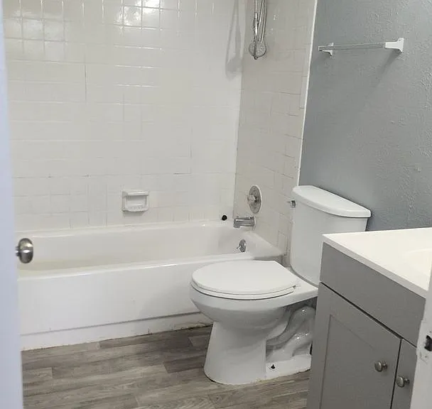 1818 Warringwood Dr #B1 — Photo 12