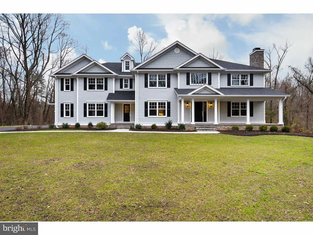 109 Littlebrook Rd photo 1
