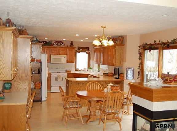 5th image of 3602 Fairway Dr