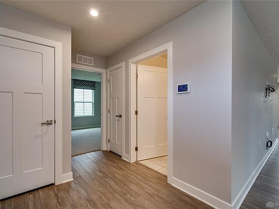 5th image of 1013 Arbor Dr #Usxhbh
