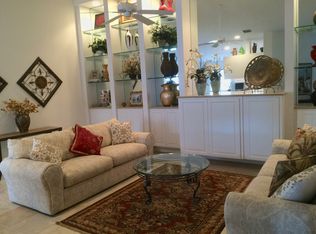 8206 Quito Pl, Wellington, FL 33414