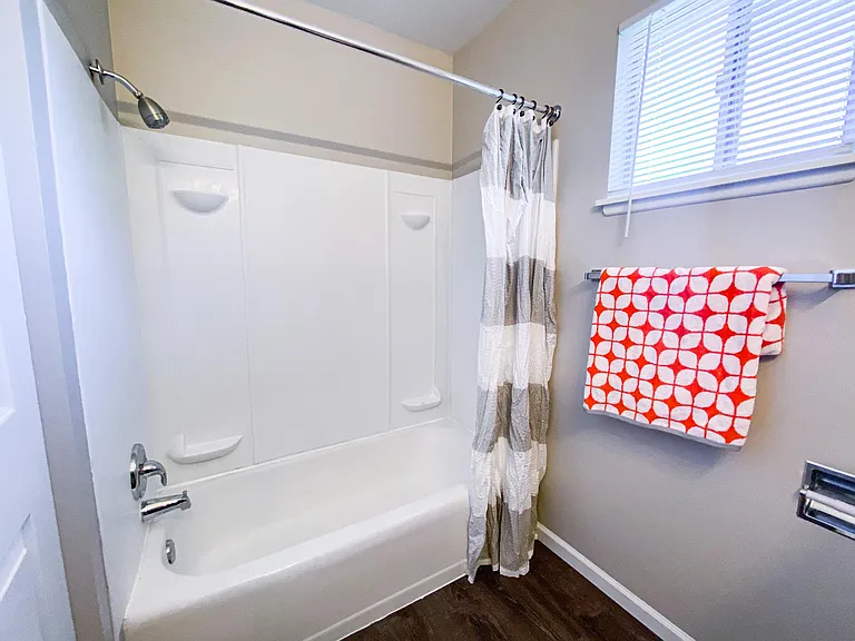 1108 Catalpa Cir — Photo 20