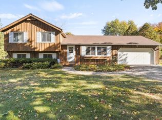 568 Drake Rd, Hamlin, NY 14464