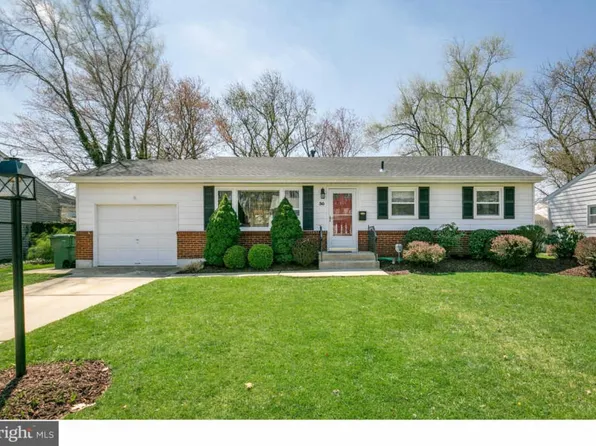30 Abington Ave, Marlton, NJ 08053