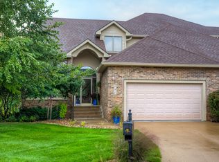 941 Glen Oaks Ter, West Des Moines, IA 50266