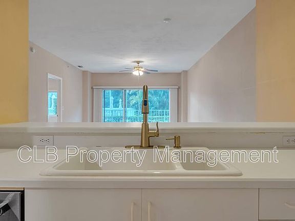5th image of 4 Oceans West Blvd APT 107B