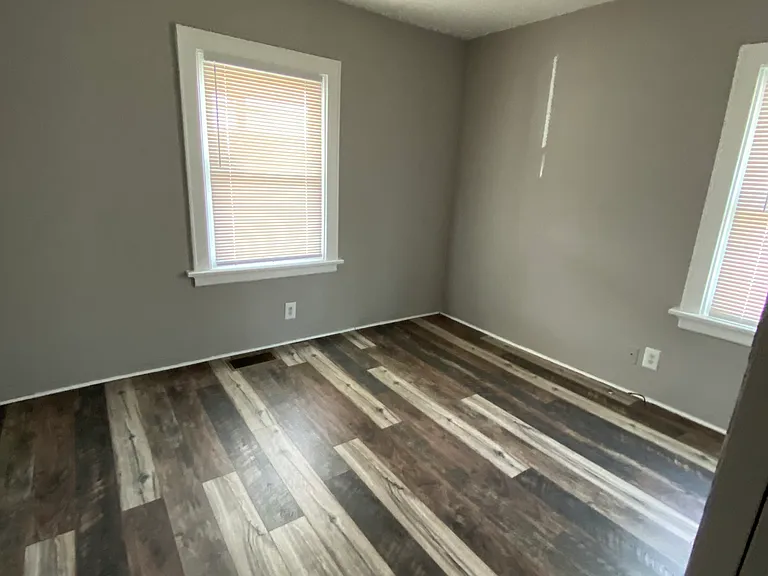 153 Waits Ave — Photo 3