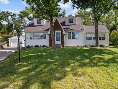18 Blake Ter SE, Cedar Rapids, IA, 52403