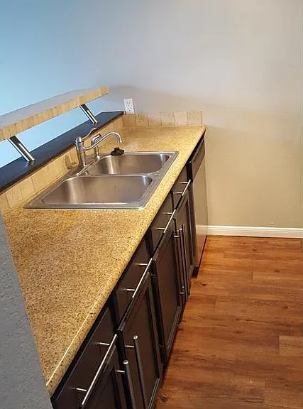 2305 Basil Dr #D301 — Photo 3