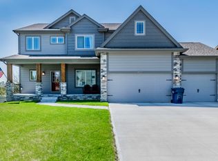 2203 Meadowlark Ln, Bellevue, NE 68123
