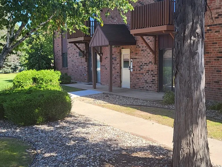 3308 E Canary St #7 — Photo 5