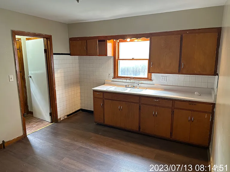 4968 N 49th St — Photo 3