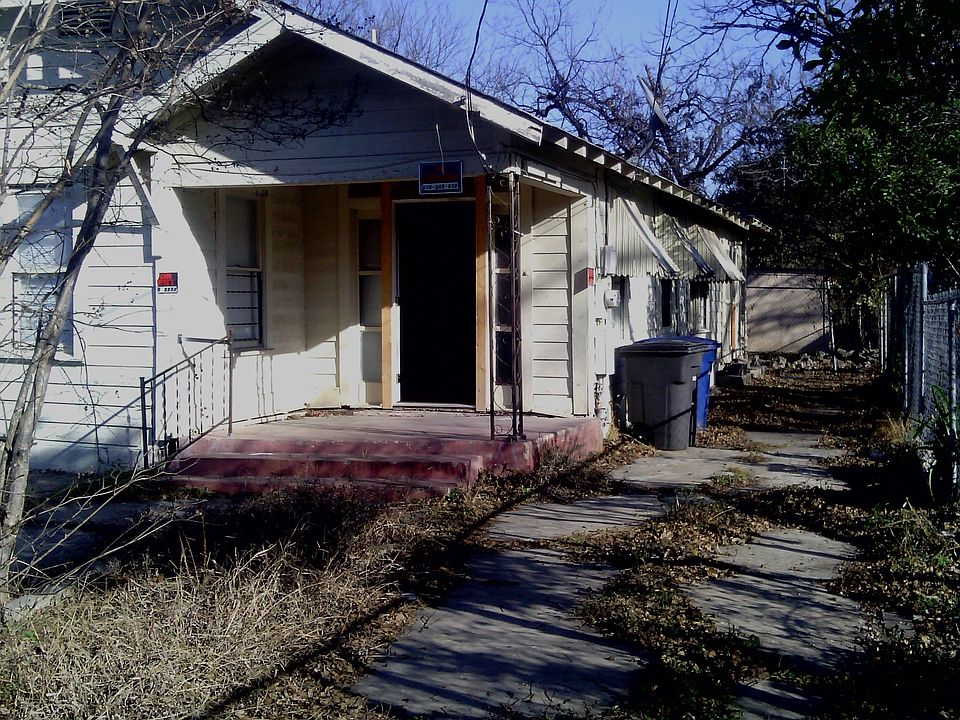 1st image of 110 Dowdy St #5